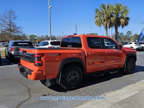 Used 2025 Nissan Frontier Pro-X image 5