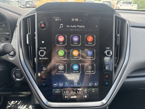 New 2025 Subaru Crosstrek 2.5i Limited w/ Popular Package #4A image 4