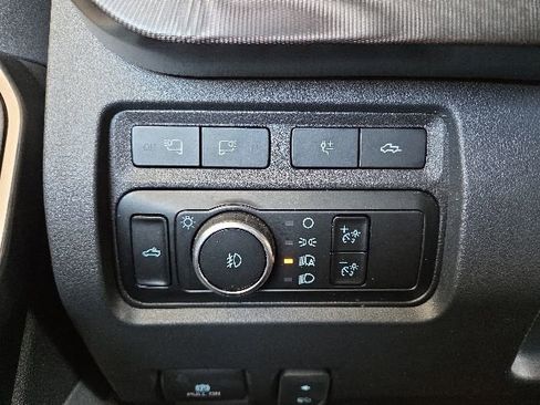 Used 2023 Ford F350 Platinum AWD/4WD image 70