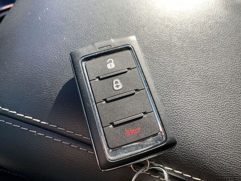 Certified 2025 Jeep Grand Cherokee Laredo X image 25