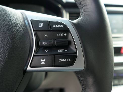 Used 2019 Hyundai Sonata SEL w/ Tech Package 02 image 17