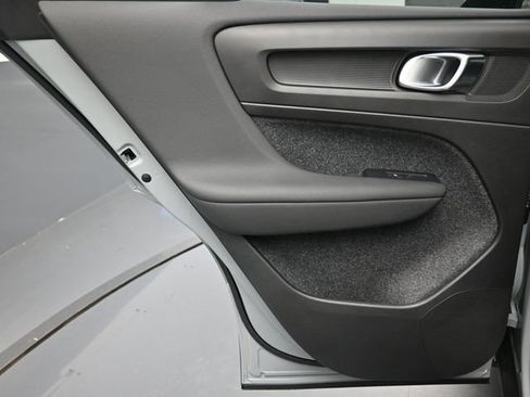 New 2026 Volvo XC40 B5 Ultra w/ Protection Package Premier AWD/4WD image 23