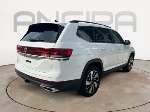 Used 2024 Volkswagen Atlas SE image 7