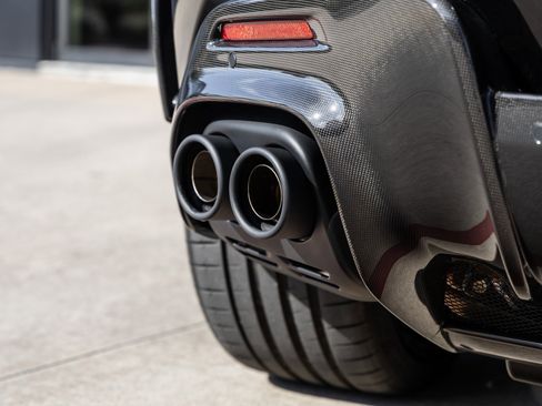 Used 2025 Ferrari Purosangue image 14