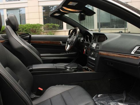 Used 2016 Mercedes-Benz E 400 Cabriolet image 23
