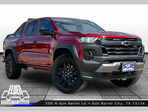Used 2025 Chevrolet Colorado Trail Boss w/ Midnight Edition AWD/4WD image 1