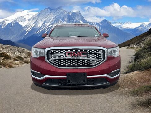 Used 2019 GMC Acadia Denali w/ Technology Package image 8