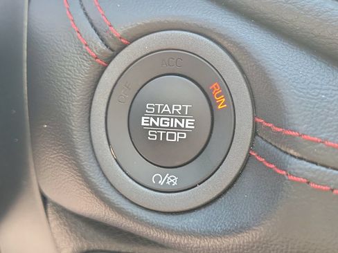 Certified 2025 Dodge Durango GT AWD/4WD image 28