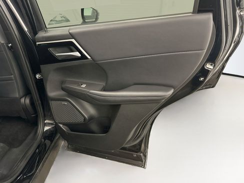 Used 2025 Mitsubishi Outlander SE AWD/4WD image 33