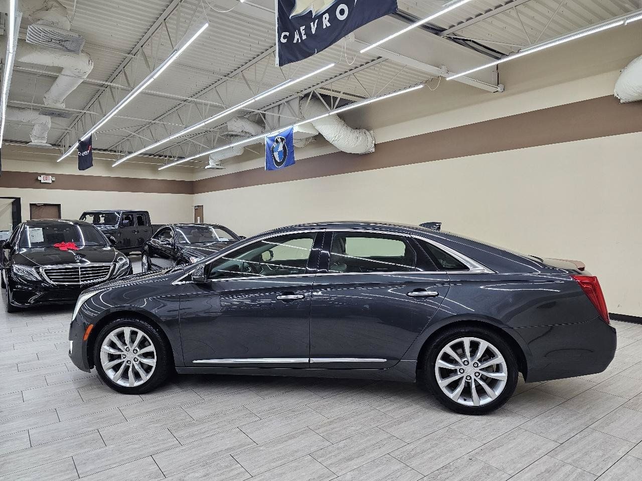 Used 2017 Cadillac XTS Luxury FWD image 9