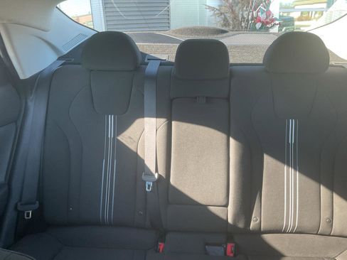 Used 2022 Hyundai Elantra SEL w/ Convenience + Premium Package image 20