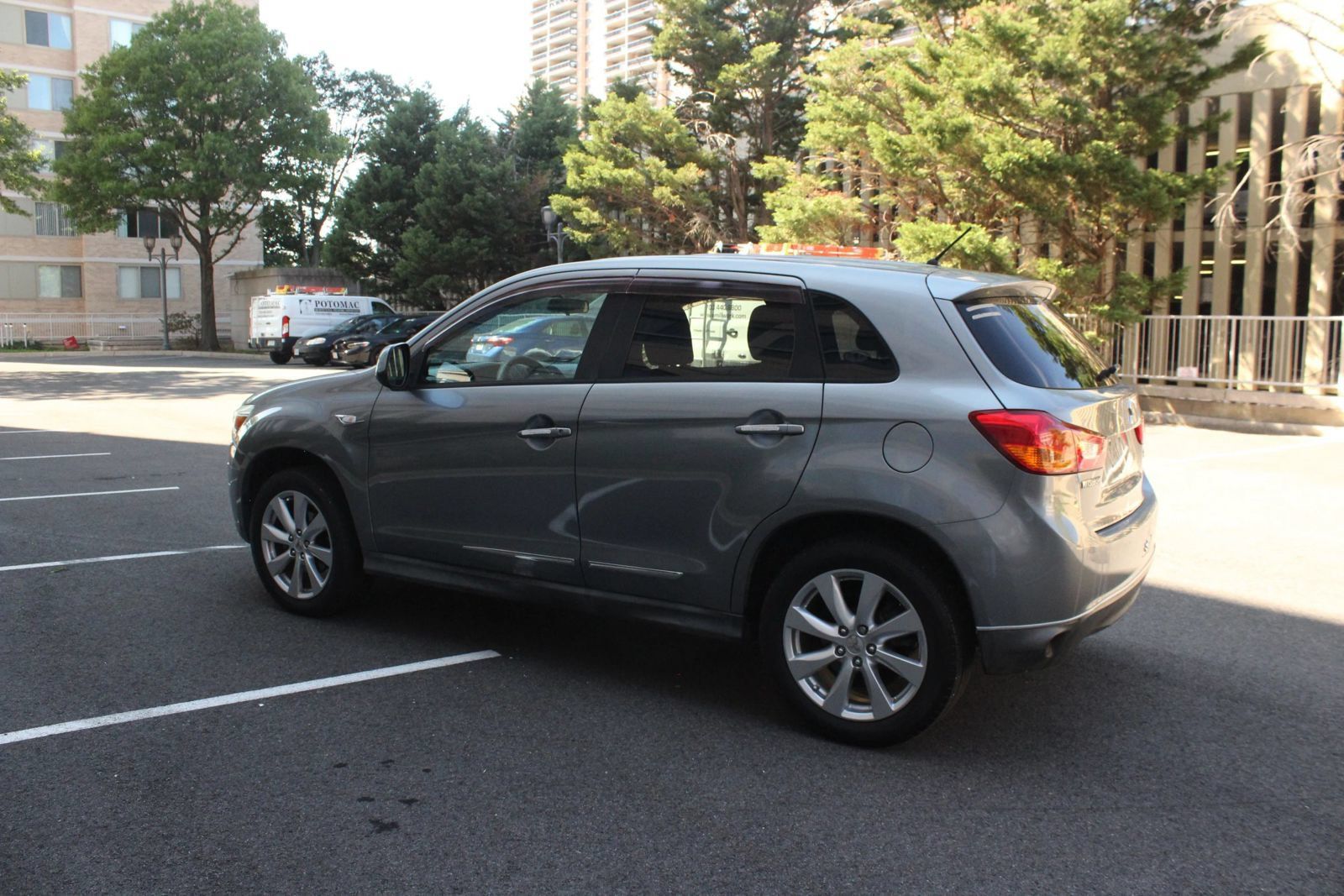 Used 2015 Mitsubishi Outlander Sport ES FWD image 9