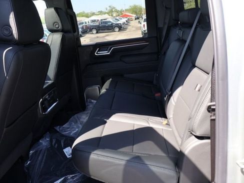 New 2026 GMC Sierra 2500 Denali w/ Denali Reserve Package AWD/4WD image 11