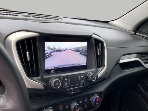 Used 2022 GMC Terrain SLT w/ Infotainment Package II FWD image 26