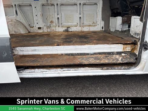 Used 2016 Mercedes-Benz Sprinter 2500 image 20
