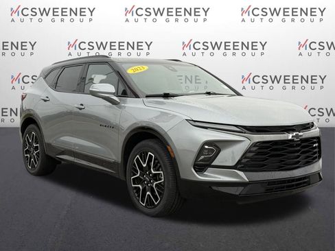 Used 2023 Chevrolet Blazer RS w/ Driver Confidence II Package image 7