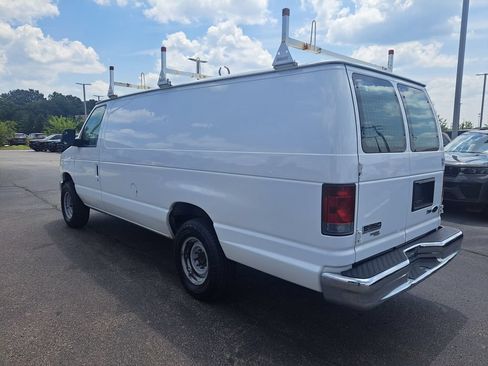 Used 2013 Ford E-350 and Econoline 350 Extended Super Duty w/ Commercial Cargo Van Pkg RWD image 5