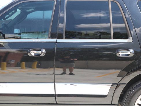 Used 2014 Lincoln Navigator 2WD image 74