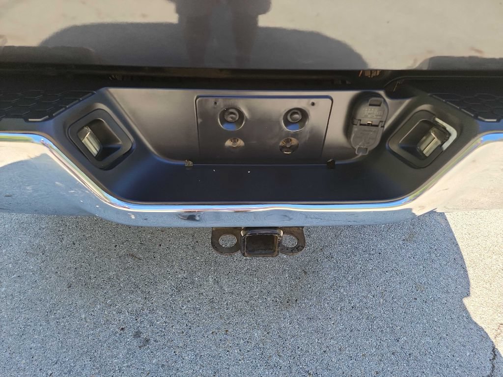Used 2018 RAM 3500 Tradesman w/ Chrome Appearance Group AWD/4WD image 7