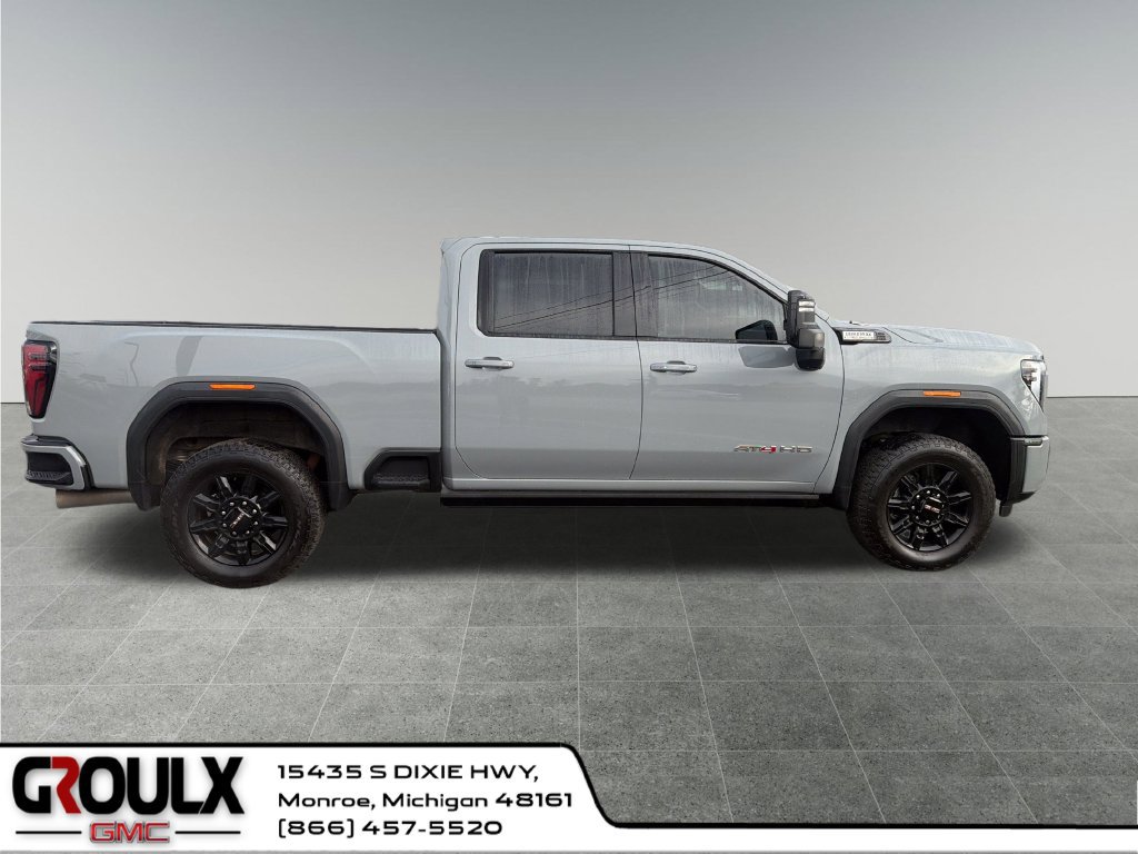 Used 2024 GMC Sierra 2500 AT4 w/ AT4 Premium Plus Package AWD/4WD image 7