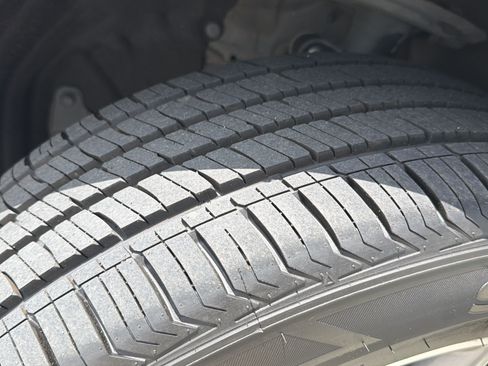 Certified 2023 Acura RDX FWD w/ Technology Package image 12