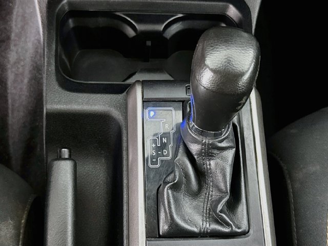 Used 2019 Toyota Tacoma SR5 RWD image 17