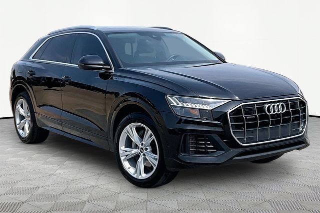 Used 2023 Audi Q8 Premium w/ Convenience Package AWD/4WD image 11