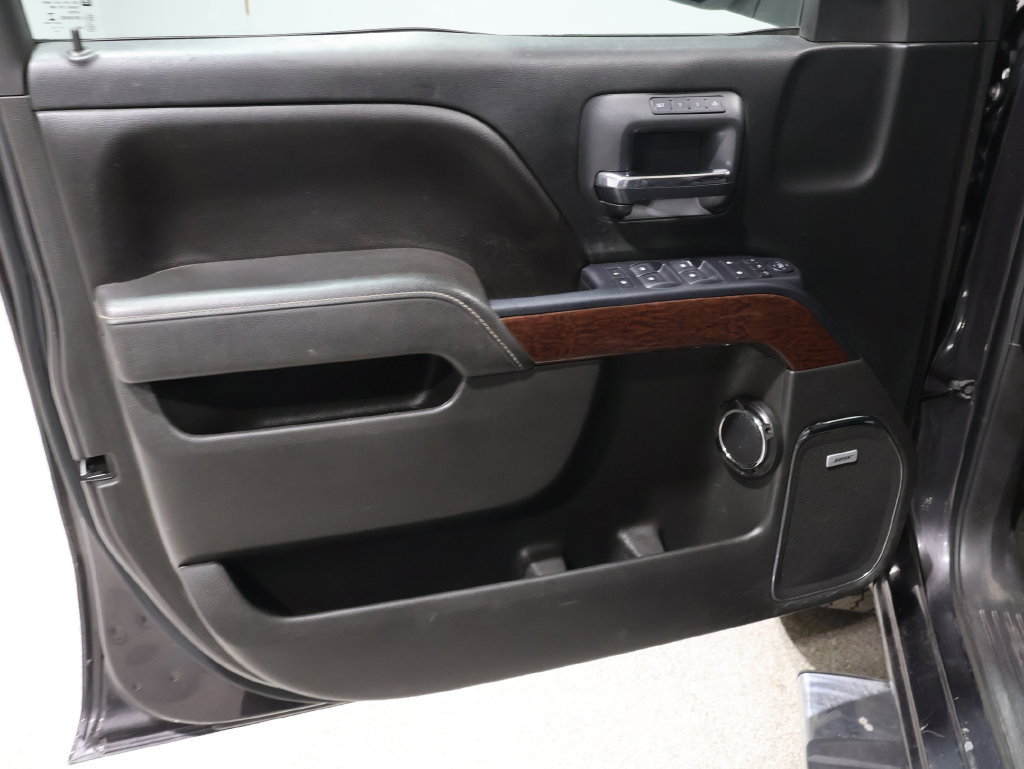 Used 2015 GMC Sierra 1500 SLT w/ SLT Crew Cab Value Package AWD/4WD image 19