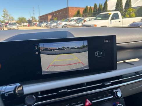 Used 2025 Hyundai Tucson SEL FWD image 24