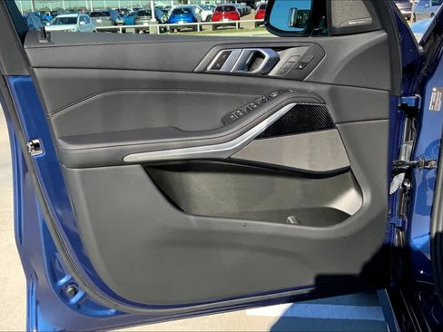 Used 2021 BMW X5 M50i w/ Executive Package image 50