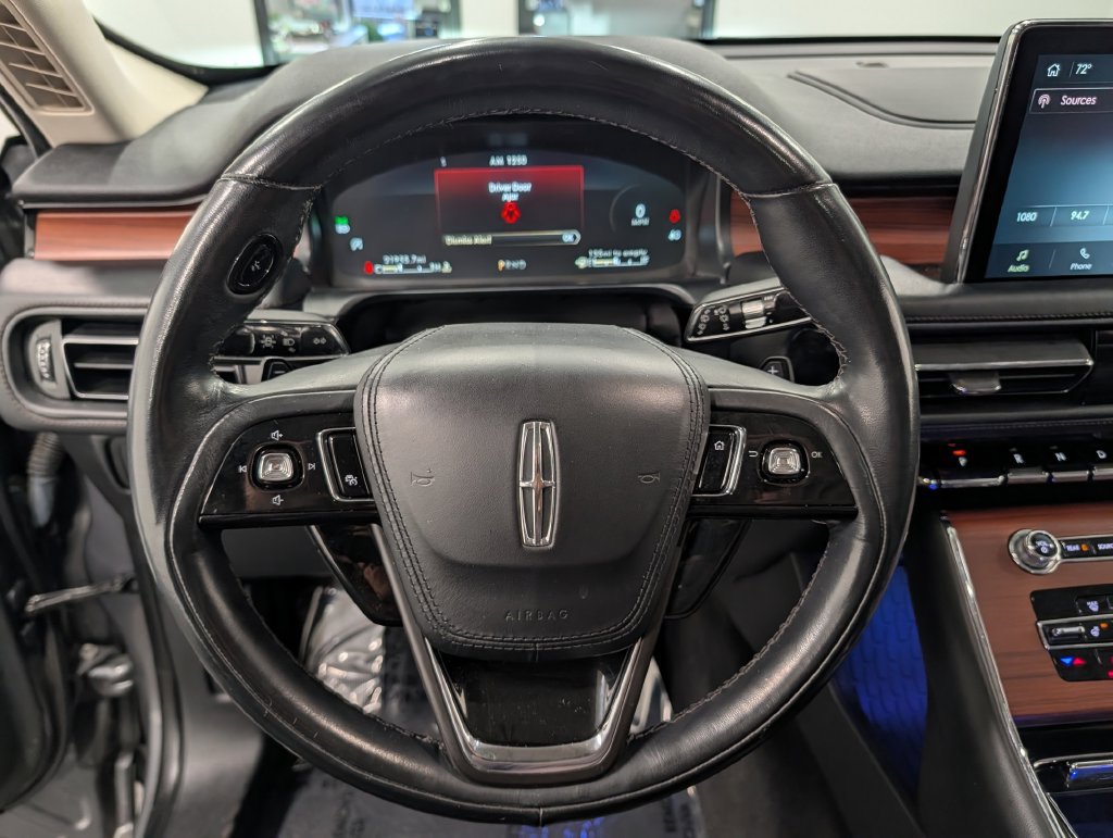Used 2023 Lincoln Aviator Reserve w/ Equipment Group 201A AWD/4WD image 24