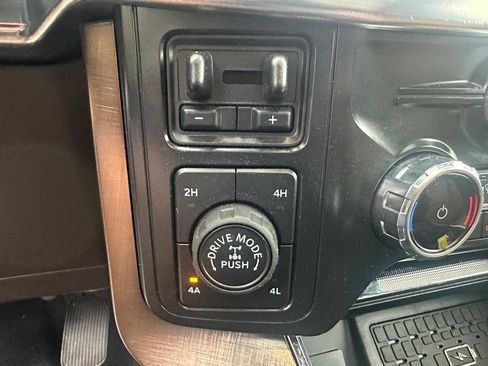 Used 2025 Ford F150 King Ranch AWD/4WD image 25