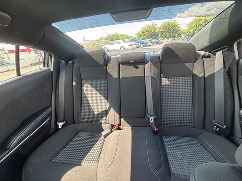 Used 2023 Dodge Charger SXT RWD image 28