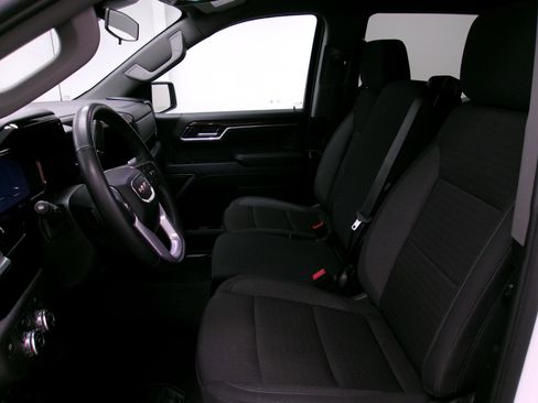 Certified 2024 GMC Sierra 1500 SLE w/ Preferred Package image 7