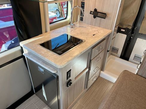 Used 2021 RAM ProMaster 1500 w/ Convenience Group image 32