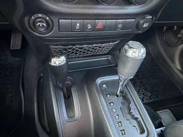Used 2011 Jeep Wrangler Rubicon w/ Call of Duty Group AWD/4WD image 19