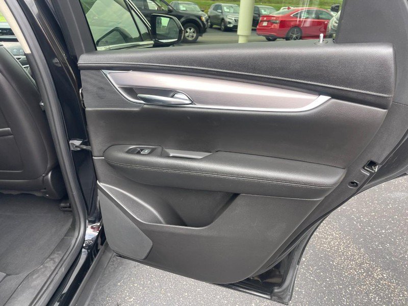 Used 2019 Cadillac XT5 Premium Luxury AWD/4WD image 15