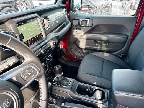 Used 2021 Jeep Wrangler Unlimited Sahara image 26