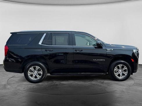 Used 2024 GMC Yukon SLE AWD/4WD image 10