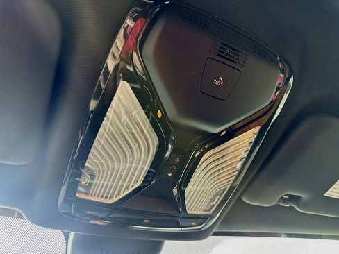 Used 2023 BMW X5 xDrive40i w/ M Sport Package image 33