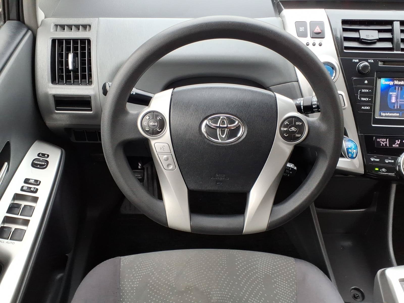 Used 2012 Toyota Prius V Three FWD image 5