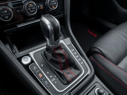 Used 2019 Volkswagen GTI 4-Door FWD image 37