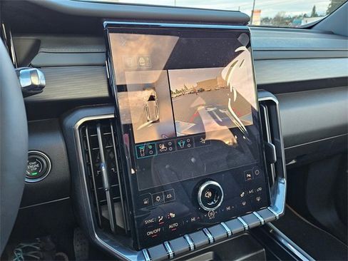 New 2026 GMC Acadia AT4 image 28