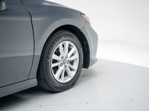 Used 2025 Toyota Camry LE FWD image 11