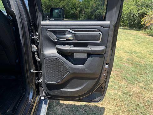 Used 2019 RAM 1500 Big Horn AWD/4WD image 17