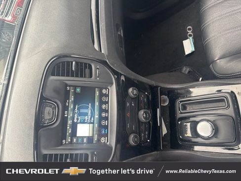 Used 2017 Chrysler 300 S image 28