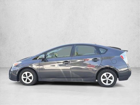 Used 2015 Toyota Prius Two FWD image 8