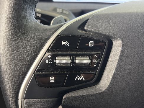 Used 2023 Kia EV6 Wind w/ Wind Technology Package AWD/4WD image 36