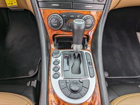 Used 2009 Mercedes-Benz SL 63 AMG image 19