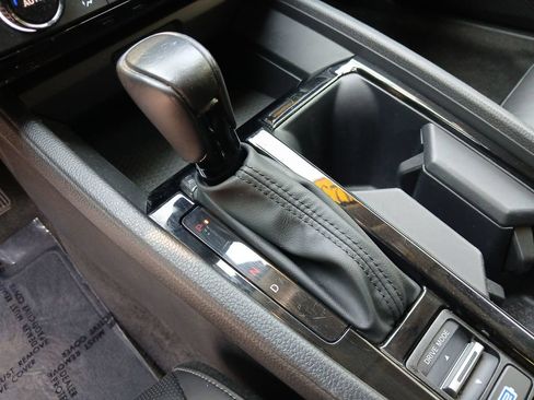 Used 2023 Honda Accord EX-L image 40